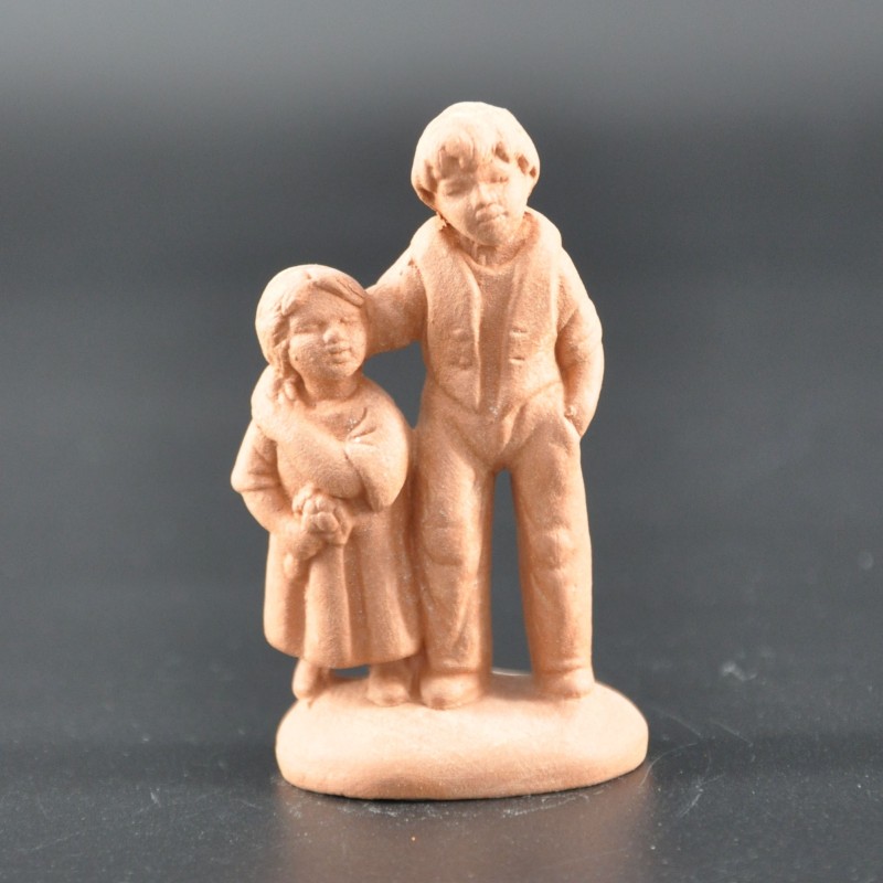 Couple d'enfants brut Couple d'enfants brut